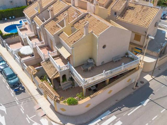 Casa en venta en La Rosaleda, Torrevieja