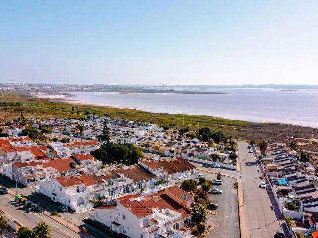 Casa en venta en Torrevieja, Urbanización San Luis
