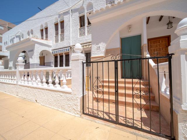 Casa en venta en Torrevieja, Valencia