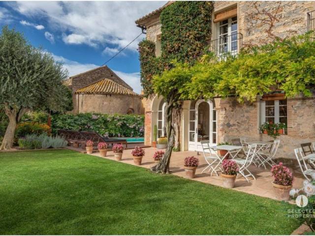 Casa en venta en Alt Empordà, Catalunya