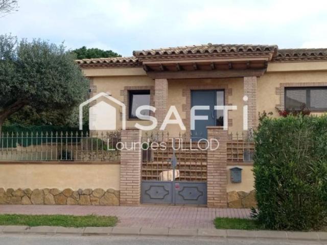 Casa en venta en Torroella De Fluvià, Girona