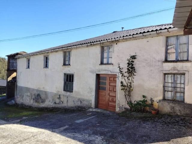 Casa en venta en Constantino, Trabada