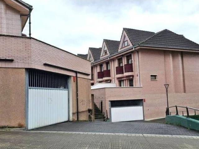Casa en venta en El Pasillo, Valle De Trápaga-trapagaran