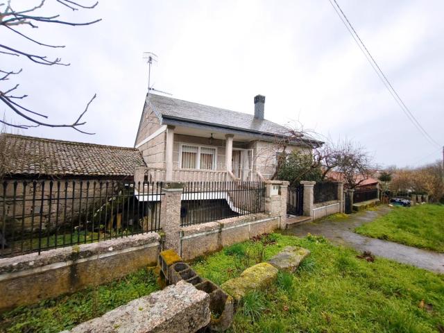 Casa en venta en A Limia, Galicia