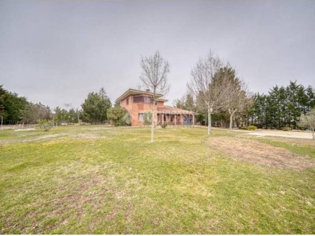 Casa en venta en Trigueros Del Valle, Castilla y León