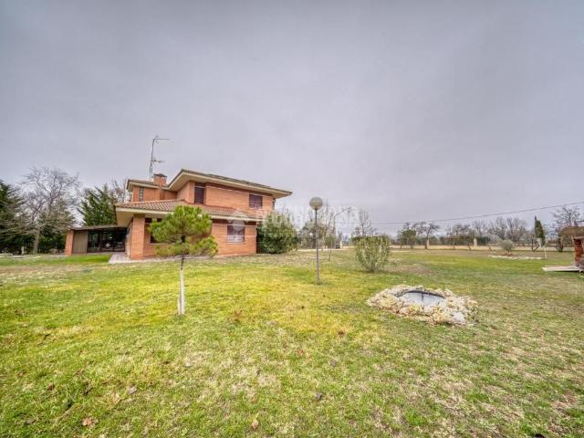Casa en venta en Trigueros Del Valle, Castilla y León