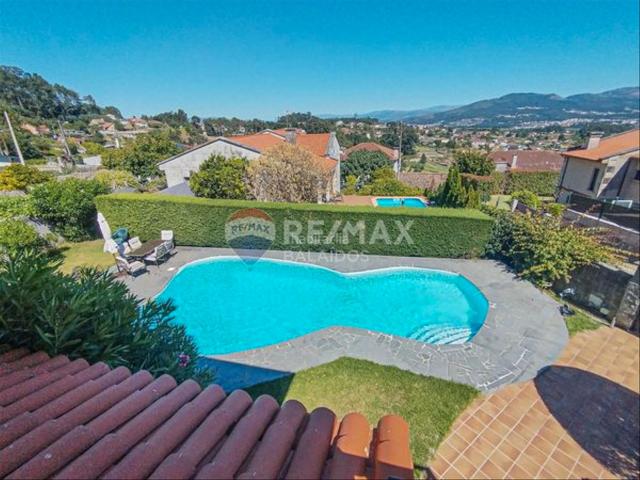 Casa en venta en Tui, O Arrabal