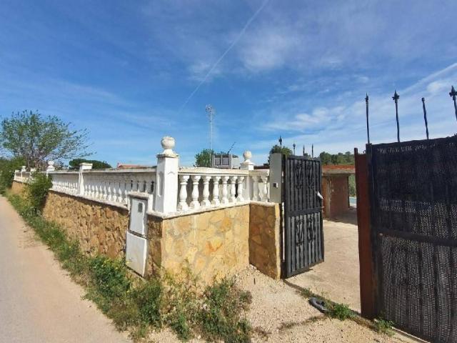 Casa en venta en Turís, Valencia