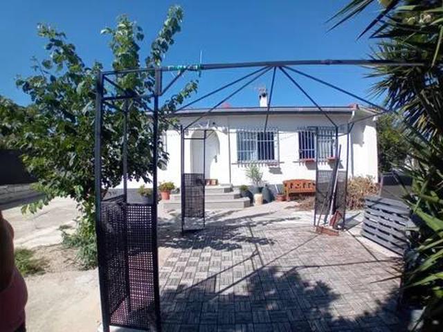 Casa en venta en Turís, València / Valencia
