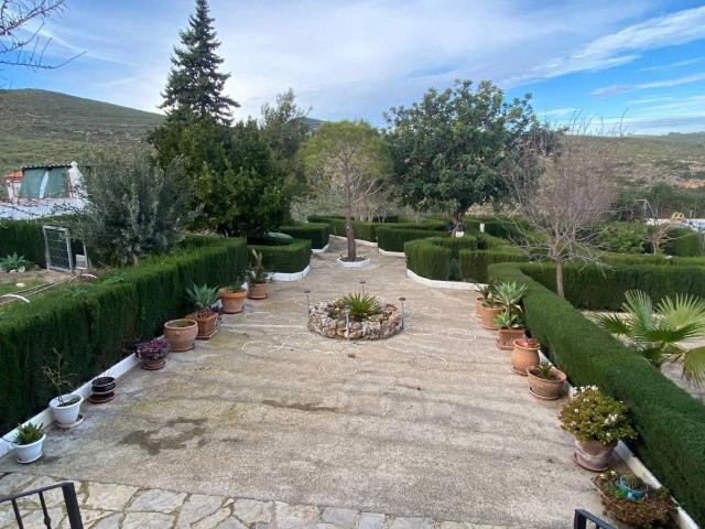 Casa en venta en Turís, Valencia