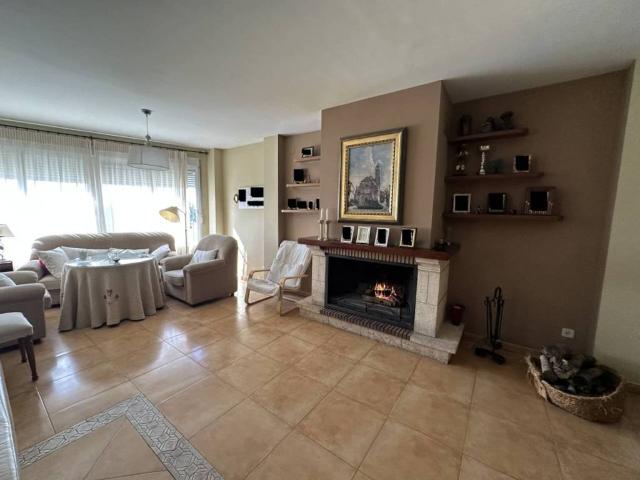 Casa en venta en Úbeda, Andalucía