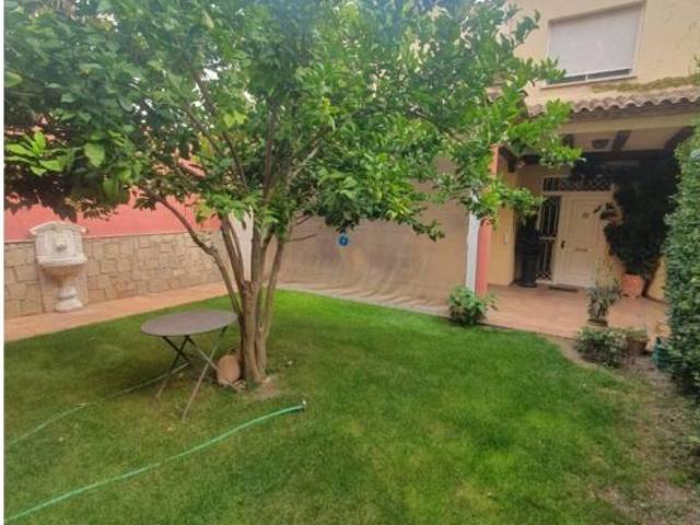 Casa en venta en Úbeda, Andalucía