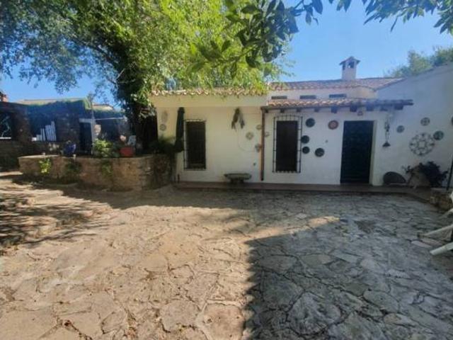 Casa en venta en Úbeda, Andalucía