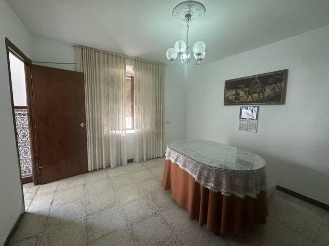 Casa en venta en Úbeda, Andalucía