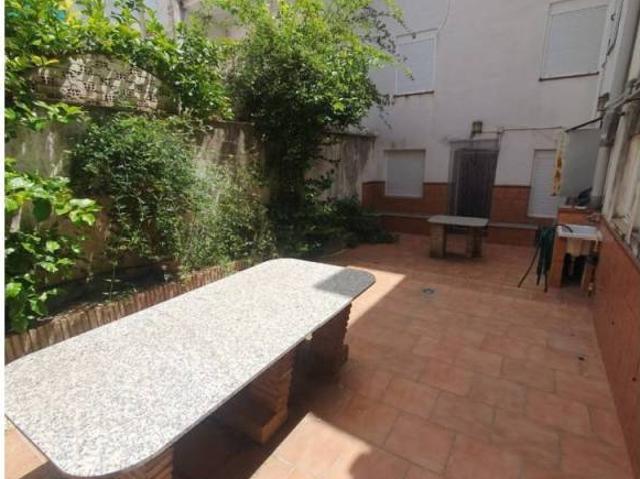 Casa en venta en Úbeda, Andalucía