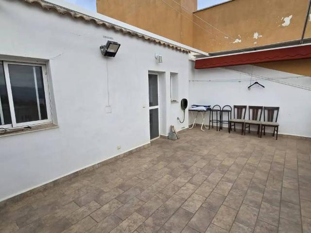 Casa en venta en Úbeda, Andalucía