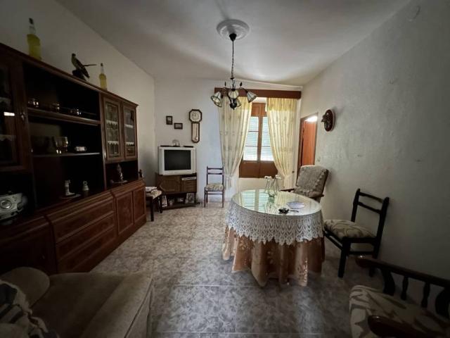 Casa en venta en Úbeda, Andalucía