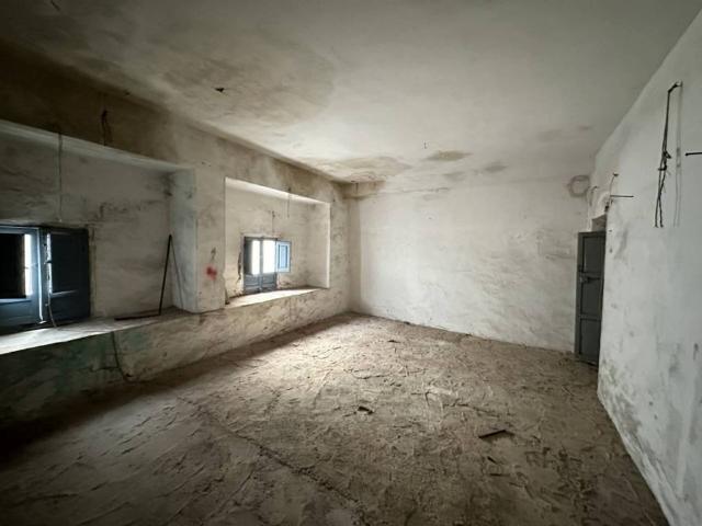 Casa en venta en Úbeda, Andalucía