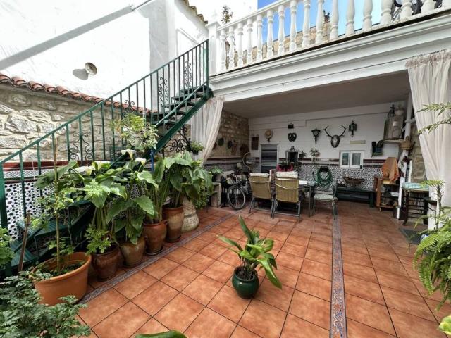 Casa en venta en Úbeda, Andalucía