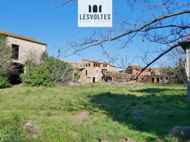 Casa en venta en Ullastret