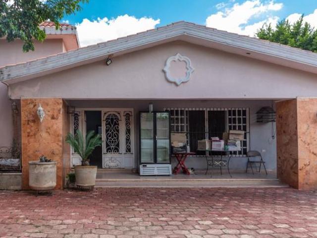 CASA EN VENTA EN UMÁN YUCATÁN,QUINTA EN VENTA, REQUIERE REMODELACION