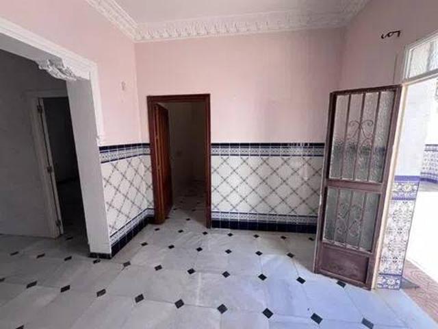 Casa en venta en Umbrete, Andalucía