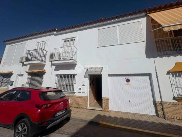 Casa en venta en Umbrete, Andalucía