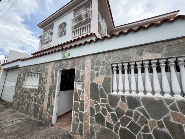 Casa en venta en Andrés Bello, Maracay