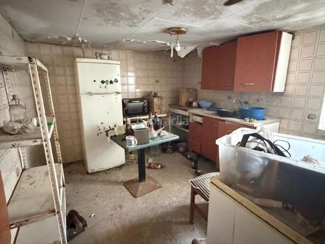 Casa en venta en Utrera, Andalucía