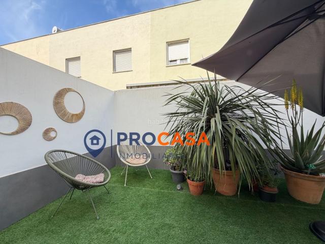 Casa en venta en Utrera, Andalucía