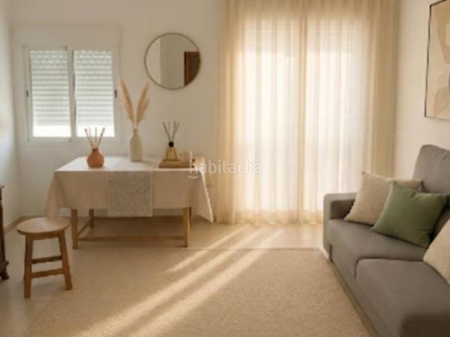 Casa en venta en Utrera, Andalucía