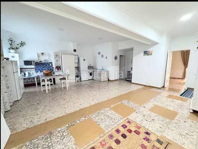 Casa en venta en Utrera, Andalucía