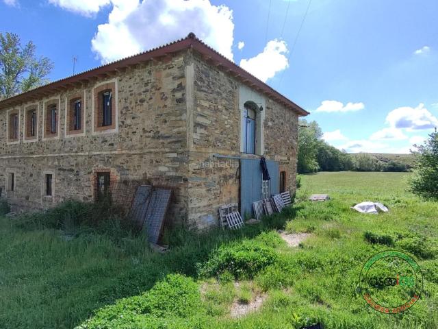 Casa en venta en Val De San Lorenzo, Castilla y León