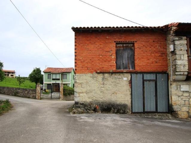 Casa en venta en Labarces, Valdáliga