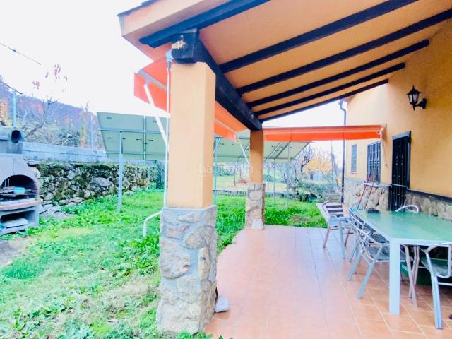 Casa en venta en Valdastillas, Extremadura