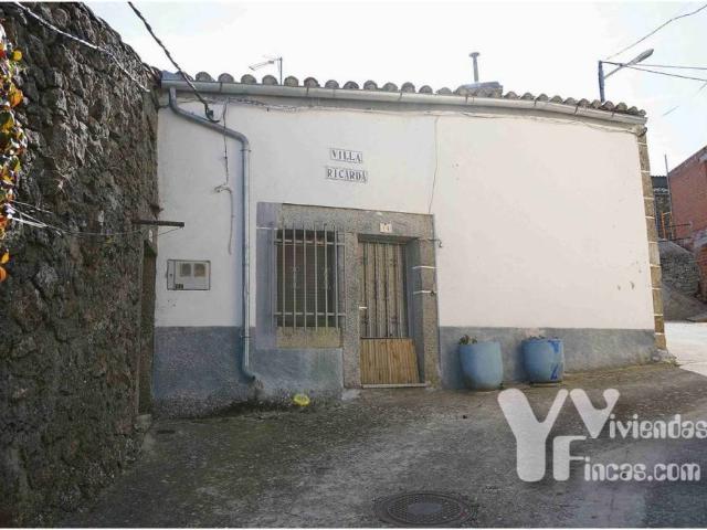 Casa en venta en Valdelacasa