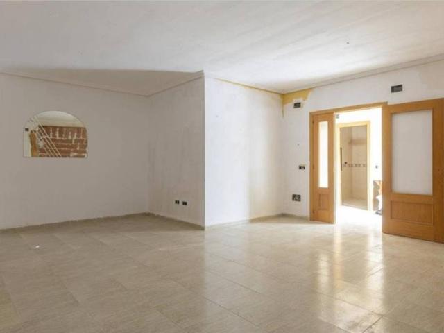 Casa en venta en Valdelaguna, Madrid