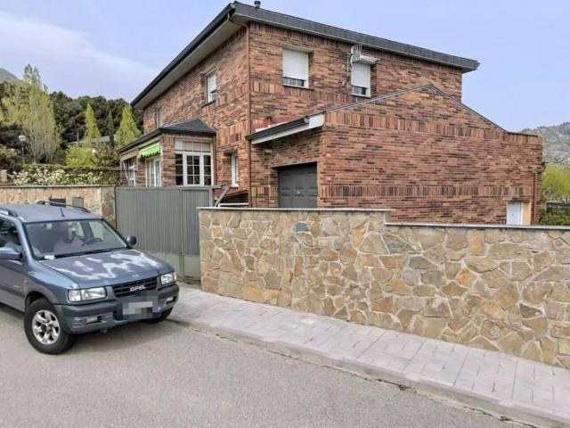 Casa en venta en Valdemanco, Madrid