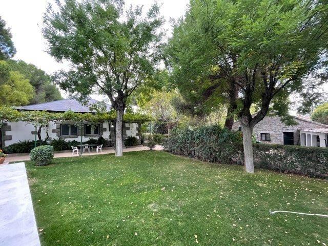 Casa en venta en Valdemorillo, Urbanización Las Charquillas