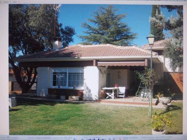 Casa en venta en Valdemorillo