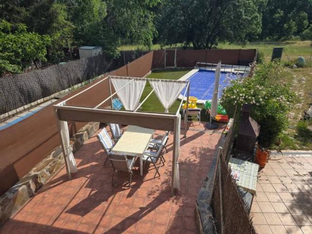 Casa en venta en Valdemorillo, Madrid