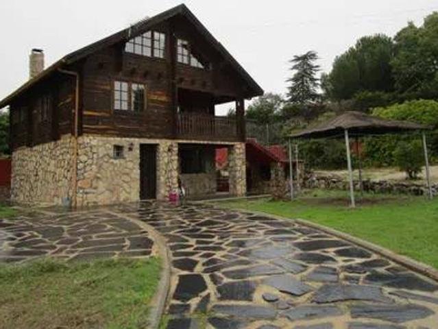 Casa en venta en Valdemorillo, Madrid