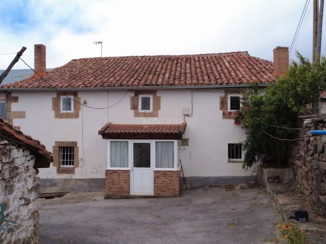 Casa en venta en Valdeolea, Cantabria
