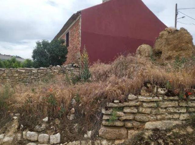 Casa en venta en Valdeolmillos, Castilla y León
