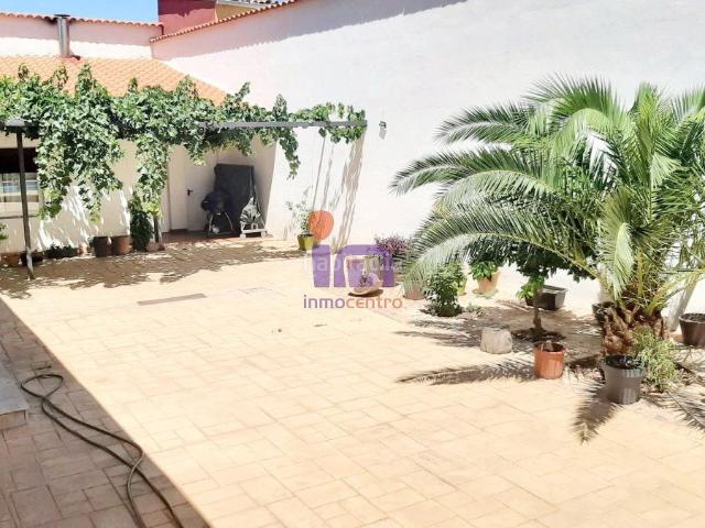 Casa en venta en Valdepeñas, Castilla-La Mancha