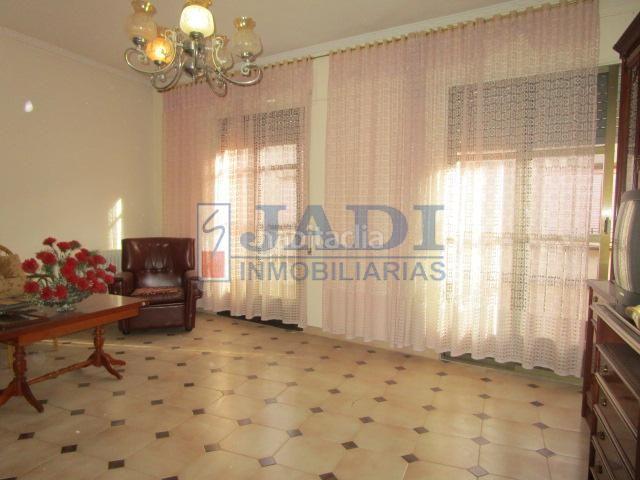 Casa en venta en Valdepeñas, Castilla-La Mancha