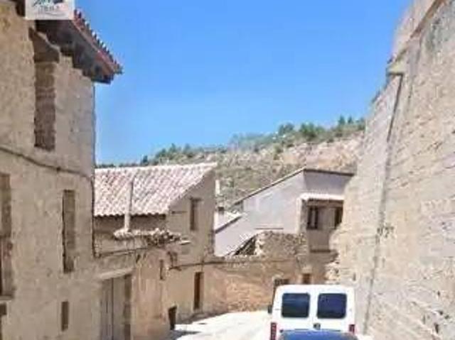 Casa en venta en Valderrobres / Vall de Roures, Matarraña / Matarranya