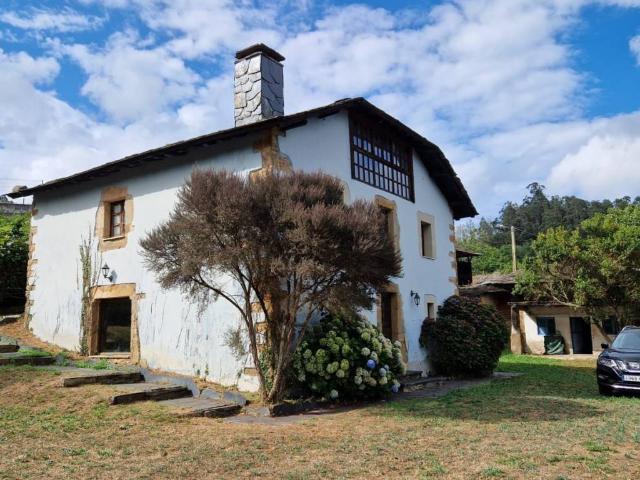 Casa en venta en Valdés, Asturias