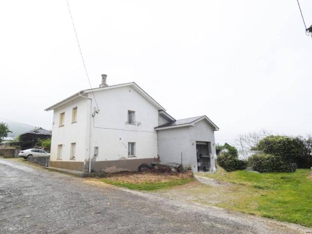 Casa en venta en Valdés, Asturias