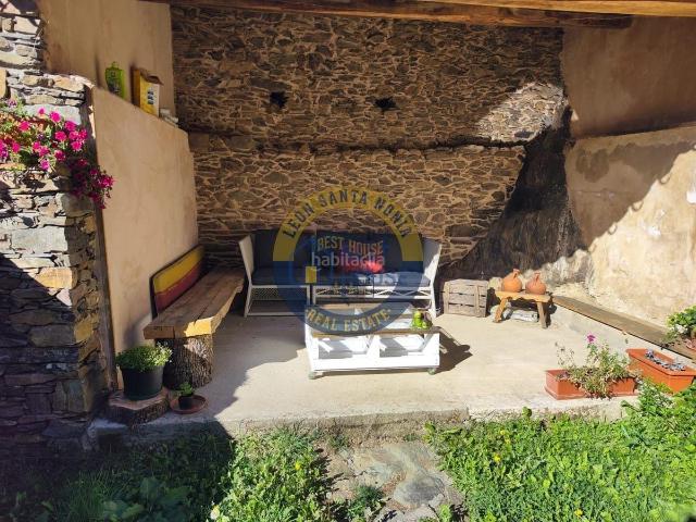 Casa en venta en Valdesamario, Castilla y León